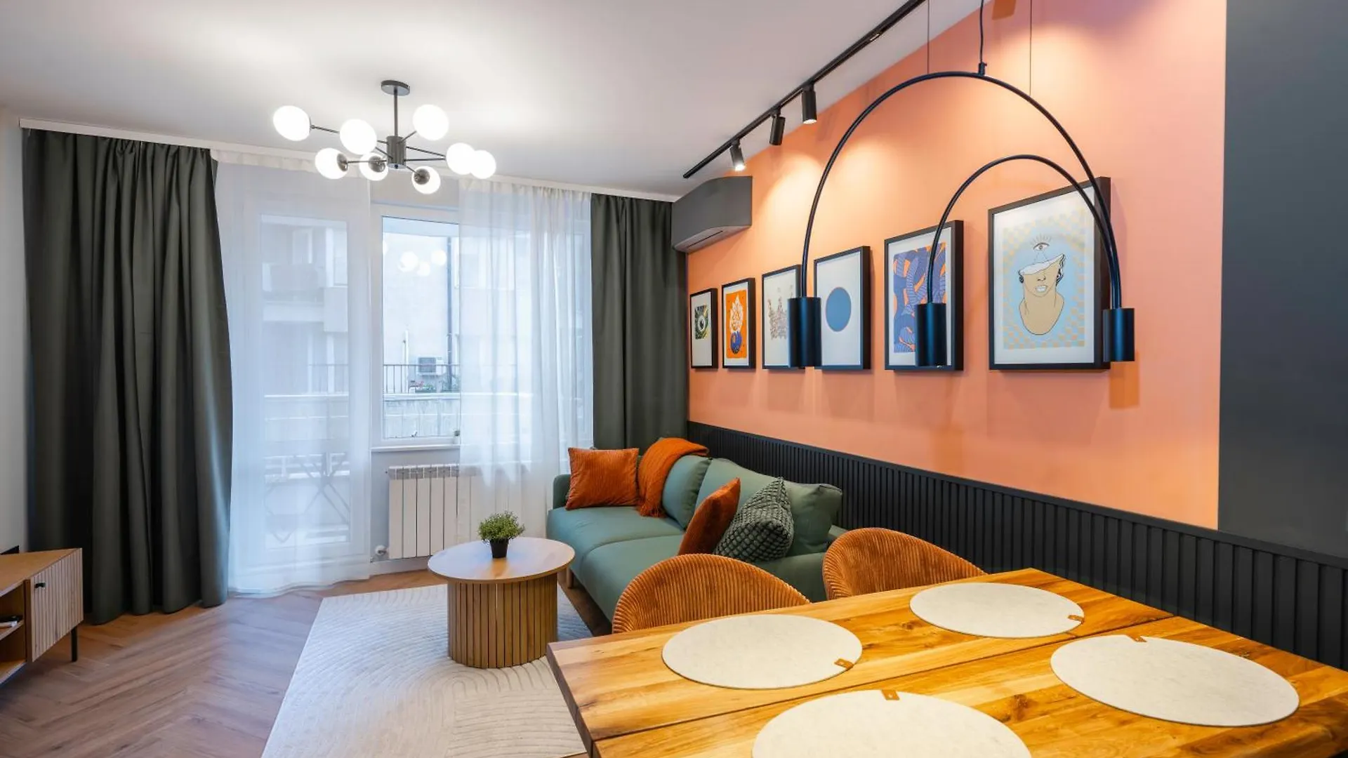 Modern&Central 2-Bedroom Apartment With Parking Sofia