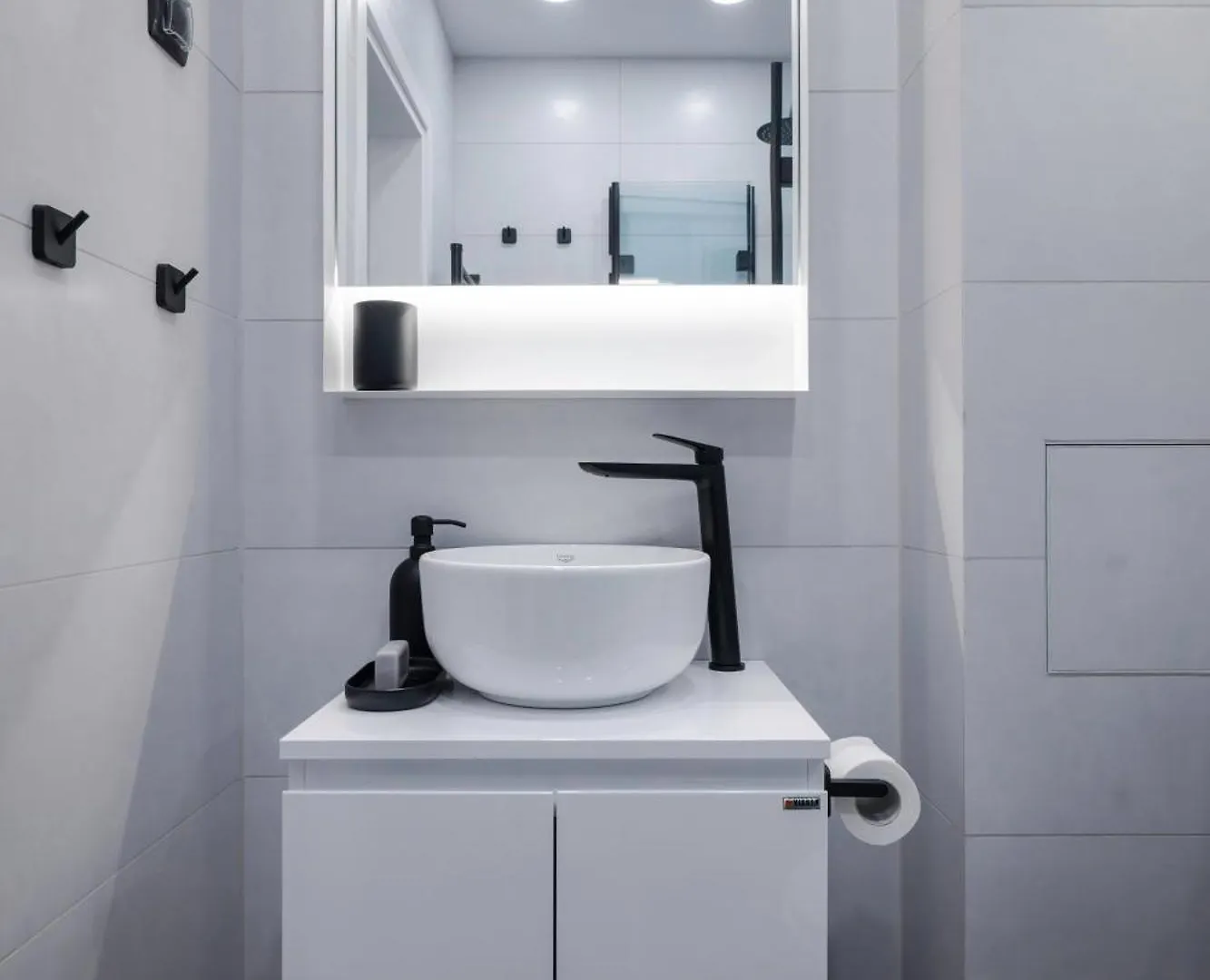 Modern&Central 2-Bedroom Apartment With Parking Sofia